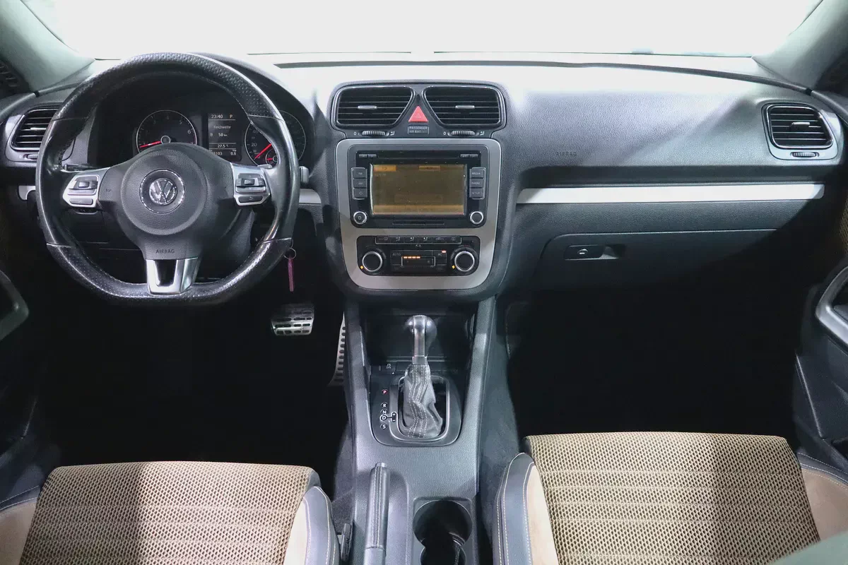 2.0 TSI . GCC Specs . Excellent Condition-8-8