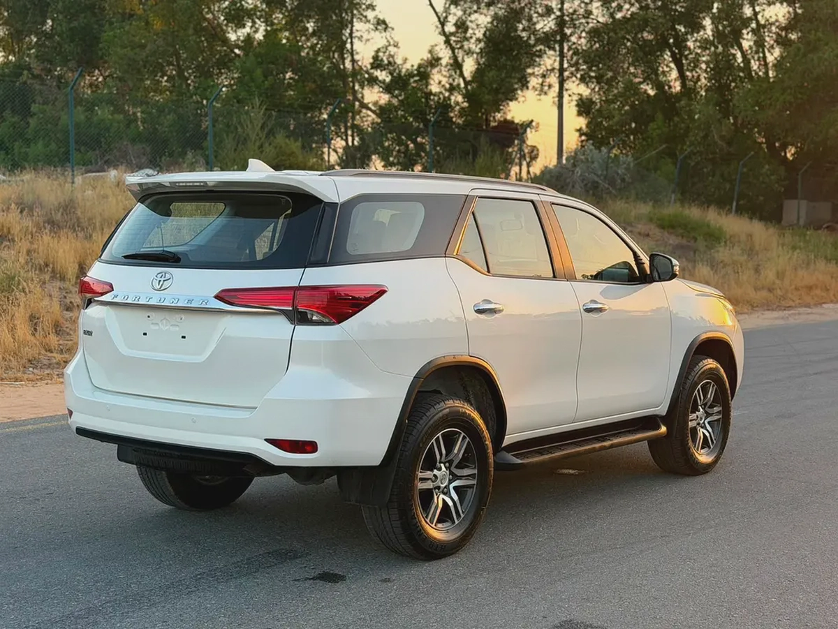 Toyota Fortuner 2019 only 57000km-5-5