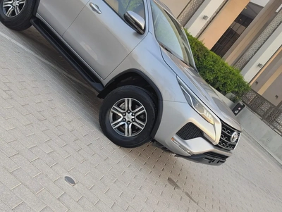 Toyota Fortuner EXR 2023 | GCC Specs | 2.7L V4 Petrol | 4x4 | 7-Seater Family SUV-8
