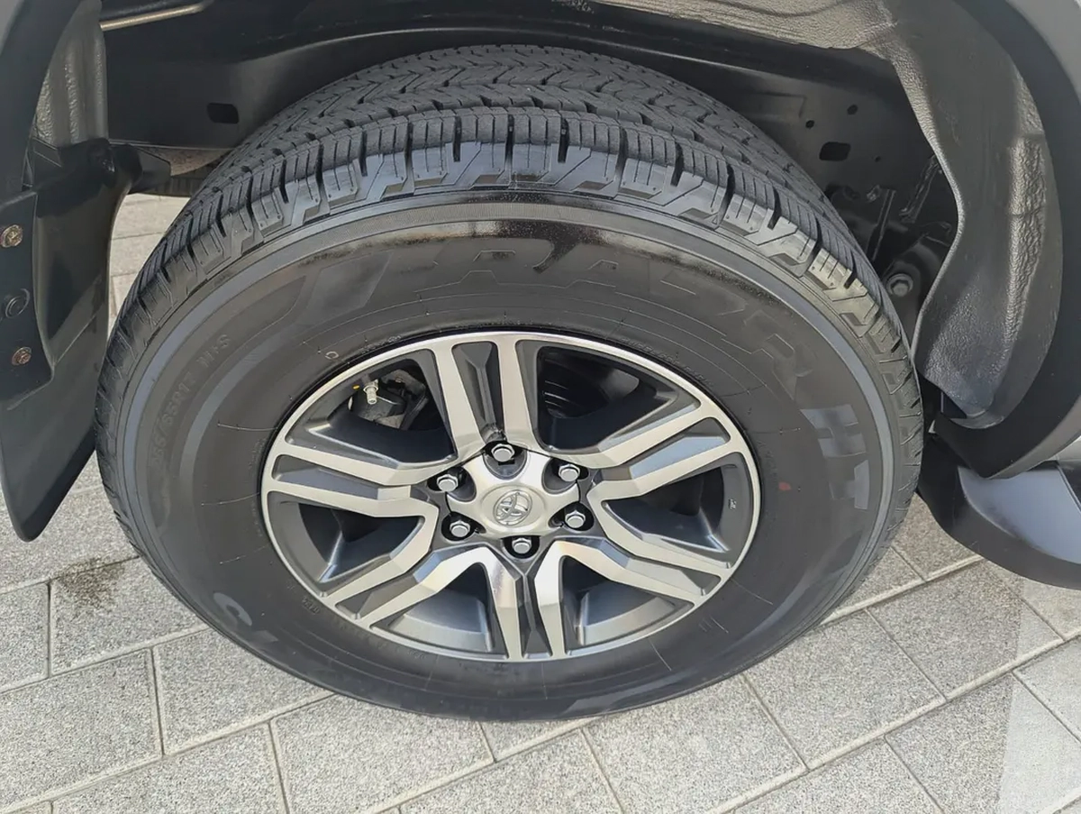Toyota Fortuner EXR 2023 | GCC Specs | 2.7L V4 Petrol | 4x4 | 7-Seater Family SUV
