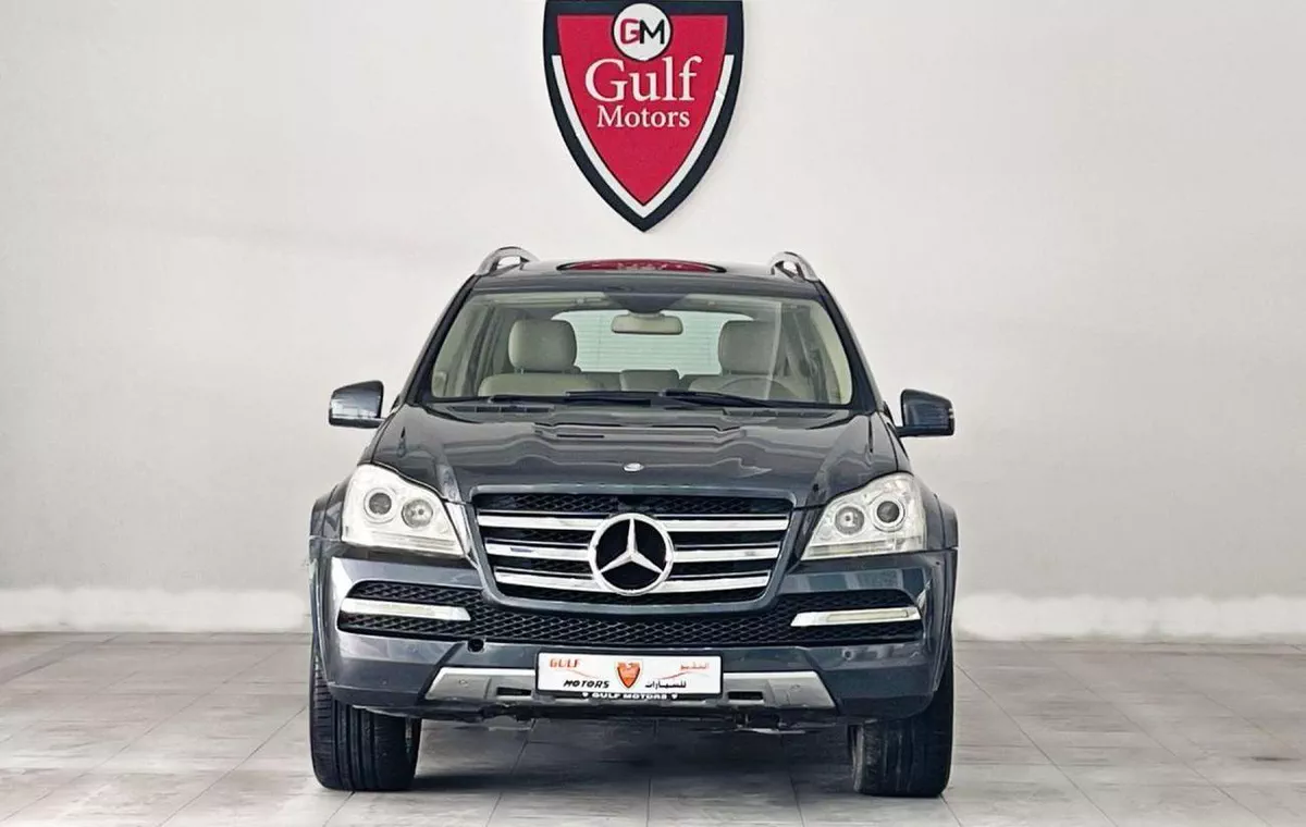 Mercedes Benz GL500 STANDARD 4.7L-8CYL 4MATIC - FULL OPTION EXCELLENT CONDITION GCC SPECIFICATION-1-0