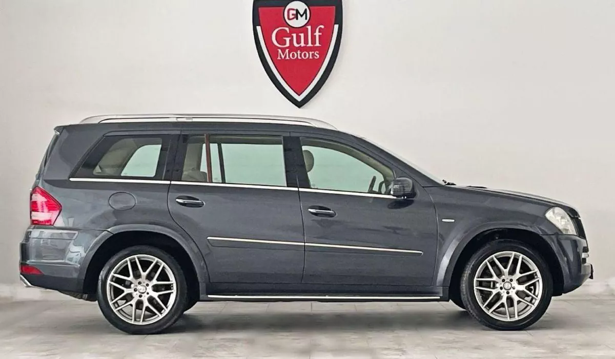 Mercedes Benz GL500 STANDARD 4.7L-8CYL 4MATIC - FULL OPTION EXCELLENT CONDITION GCC SPECIFICATION-2-0