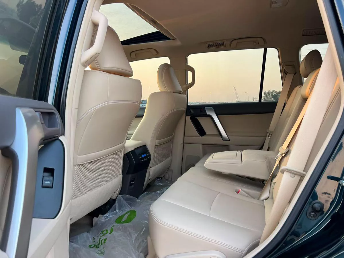 Toyota Prado TX-L 2022 Toyota Prado Full Option 4.0L V6 - AWD 4x4 - Electric Seat - Rear CAM & Sensors - Cool Box - Le-17-0