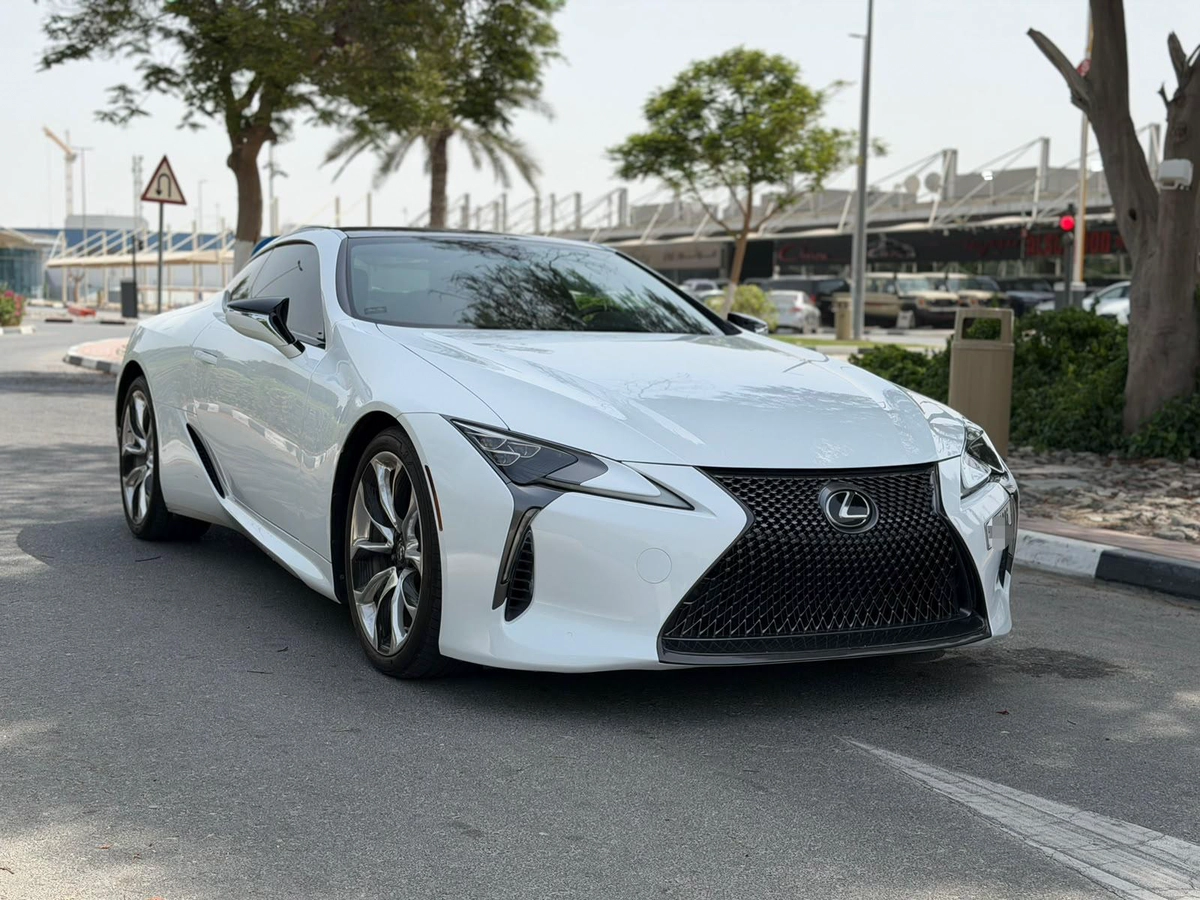 LEXUS LC 500-1-1