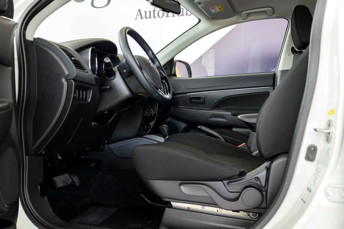 Mitsubishi ASX GLX-6-6