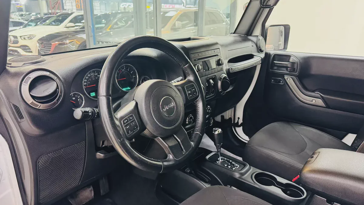 2018 Jeep Wrangler Unlimited GCC 1st Owner Orignal Paint-9-9