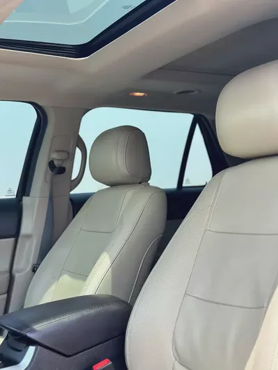 Ford Explorer XLT | 3.5L V6 | 2014 | GCC Specs | 147,000 km | Black / Beige-10