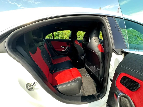 Mercedes Benz CLA250 GCC