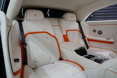 Rolls-Royce Spectre 2024-6