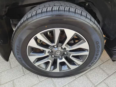 Pristine Toyota Prado VXR 2022 | GCC Specs | Full Option-10