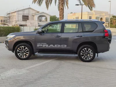 Pristine Toyota Prado VXR 2022 | GCC Specs | Full Option-15