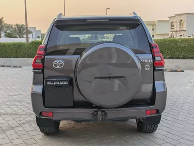 Pristine Toyota Prado VXR 2022 | GCC Specs | Full Option-17