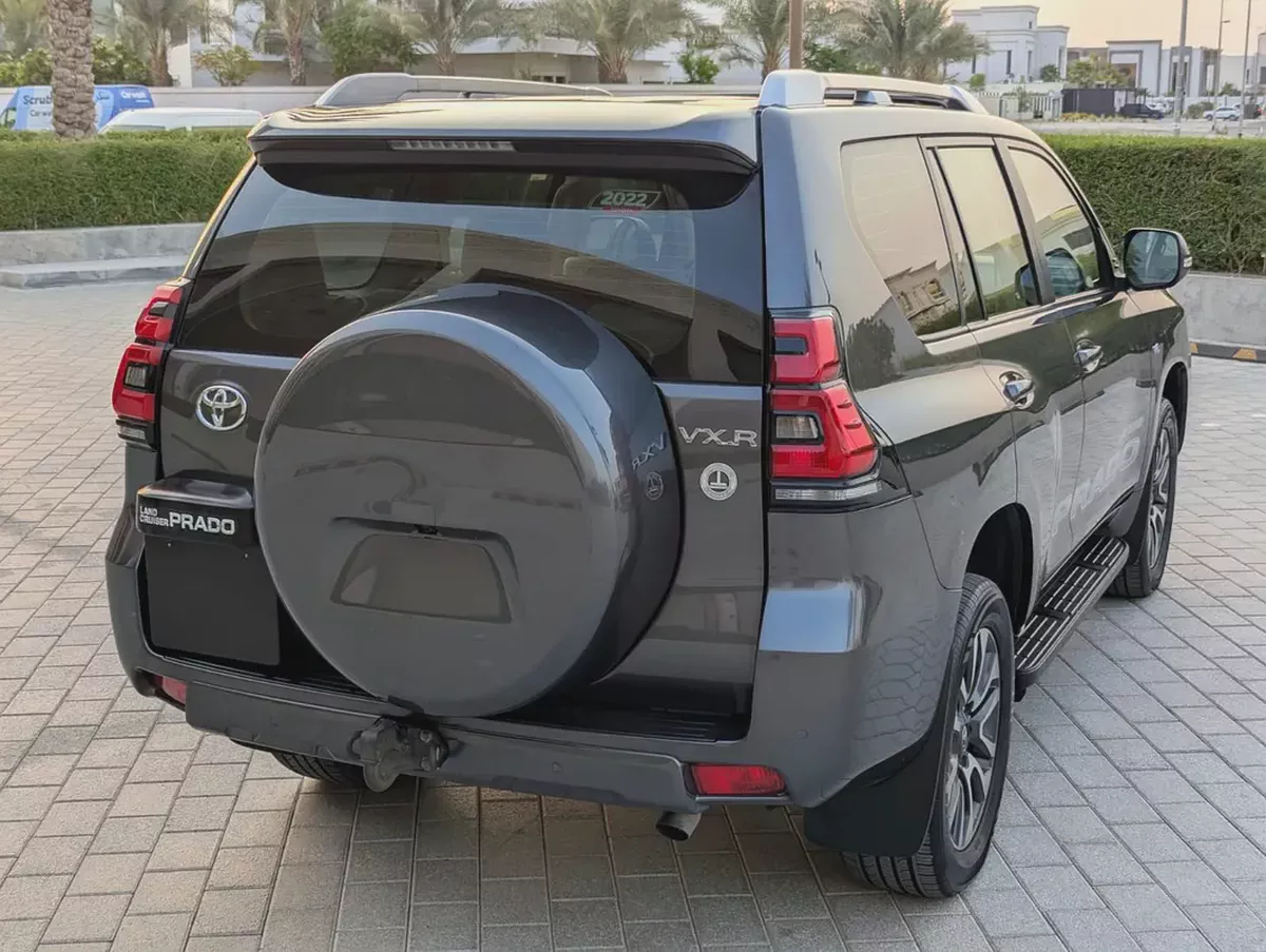 Pristine Toyota Prado VXR 2022 | GCC Specs | Full Option-12-12