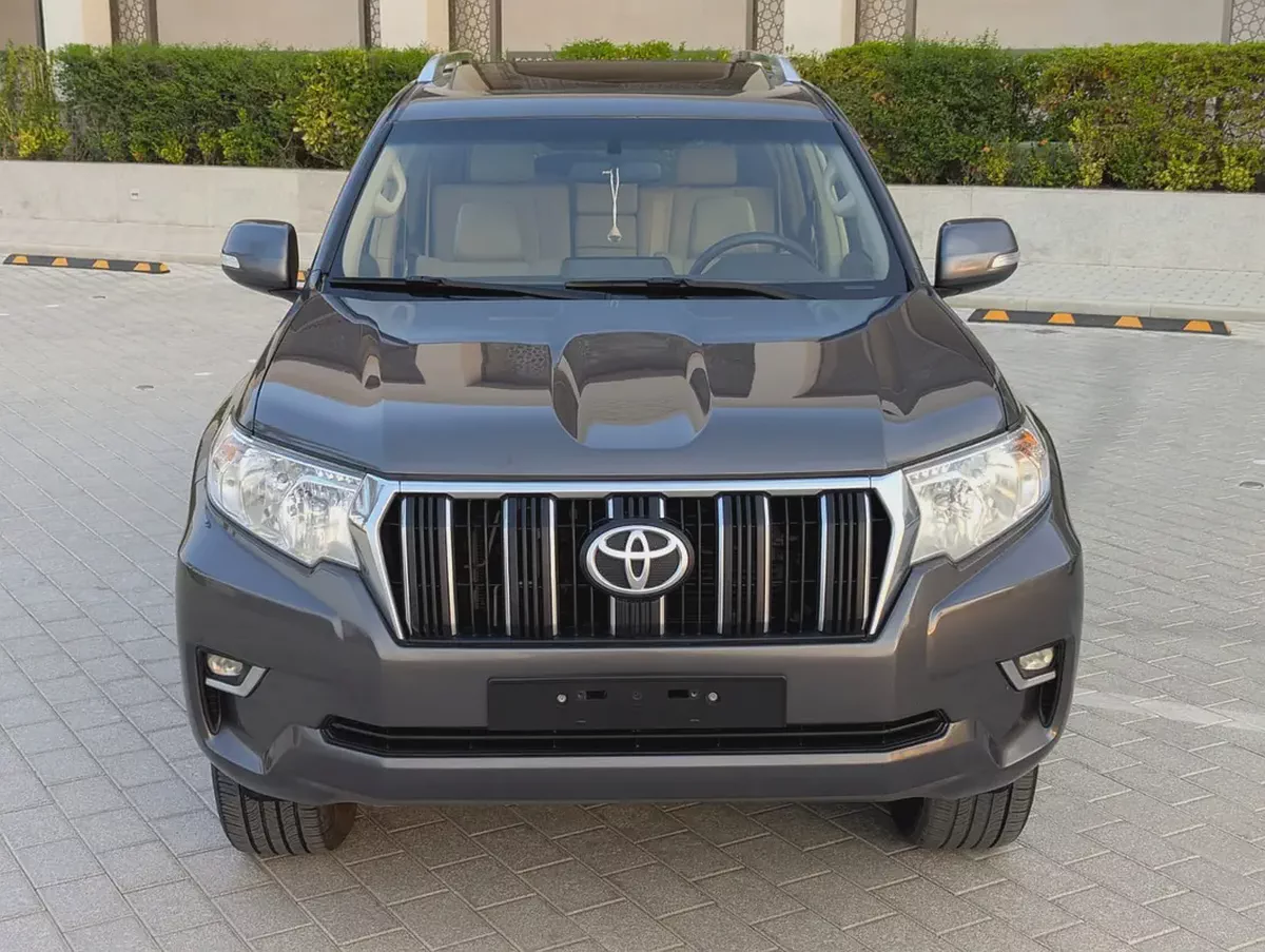 Pristine Toyota Prado VXR 2022 | GCC Specs | Full Option-18-18