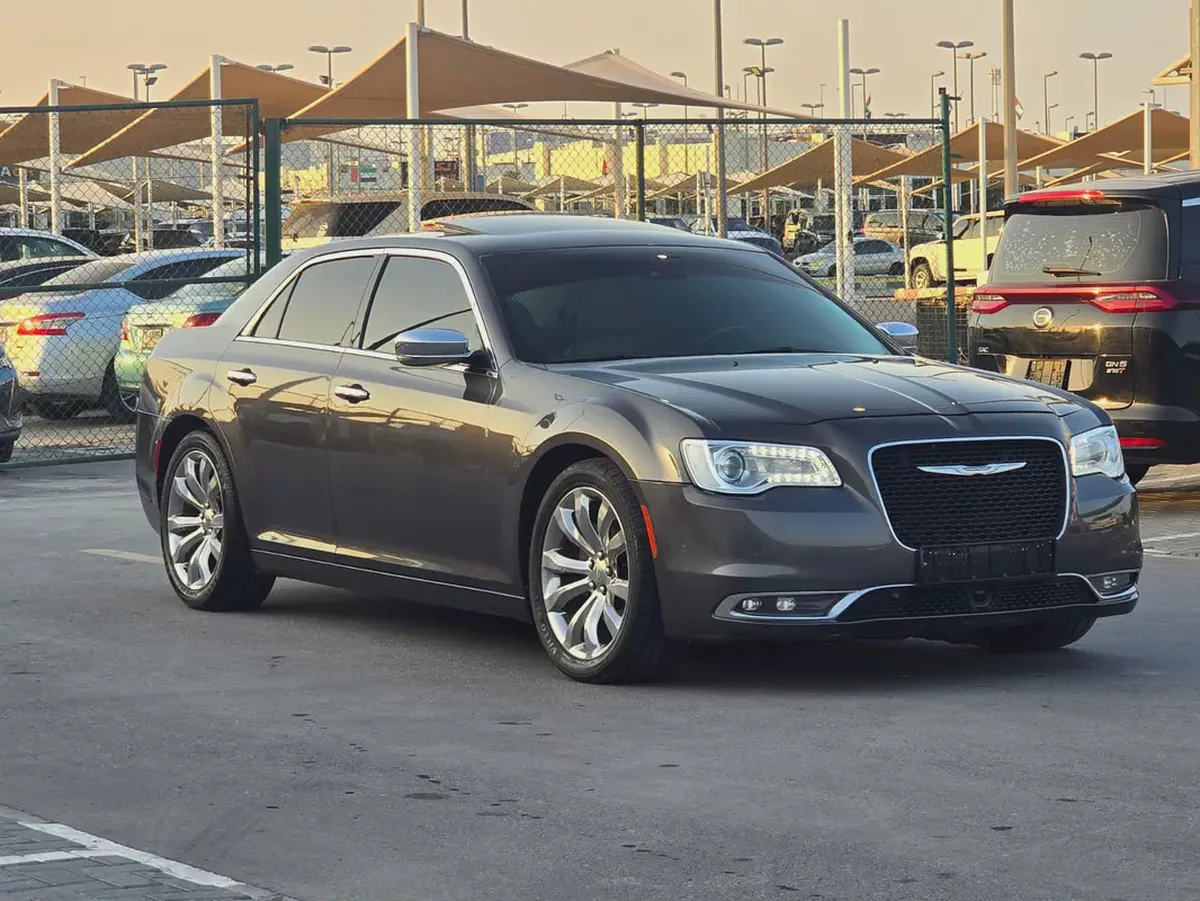 كرايسلر 300c مواصفات خليجية 2016 هيمي بحالة جيدة-1-1