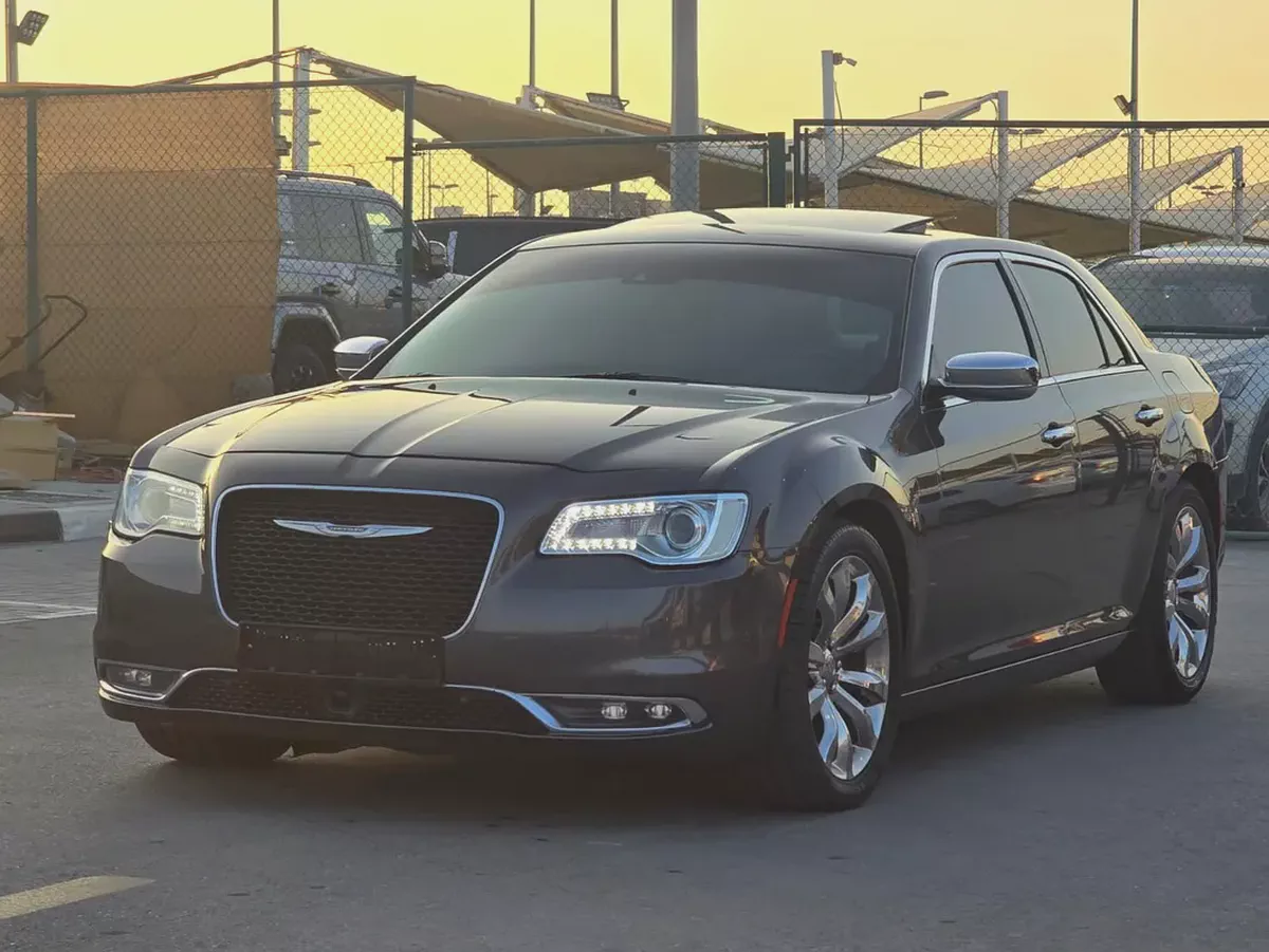 كرايسلر 300c مواصفات خليجية 2016 هيمي بحالة جيدة-2-2