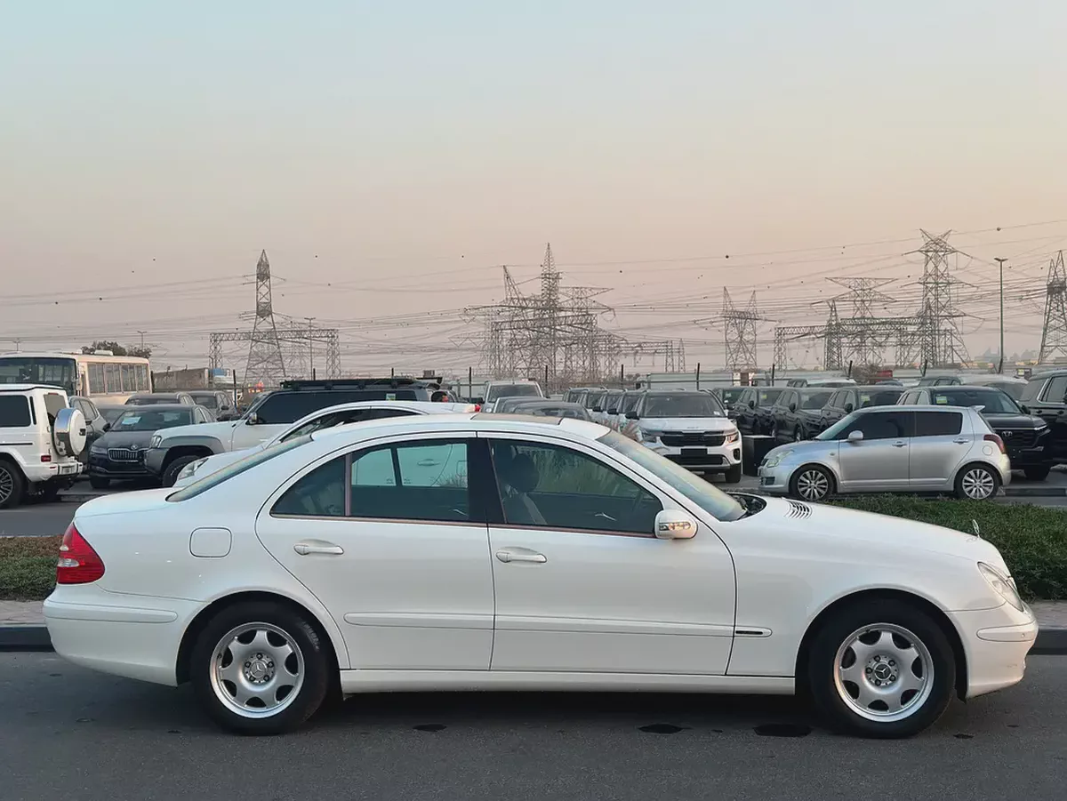M BENZ E240 JAPAN IMPORTED 2005 SUNROOF PARKING CENSOR-9-9