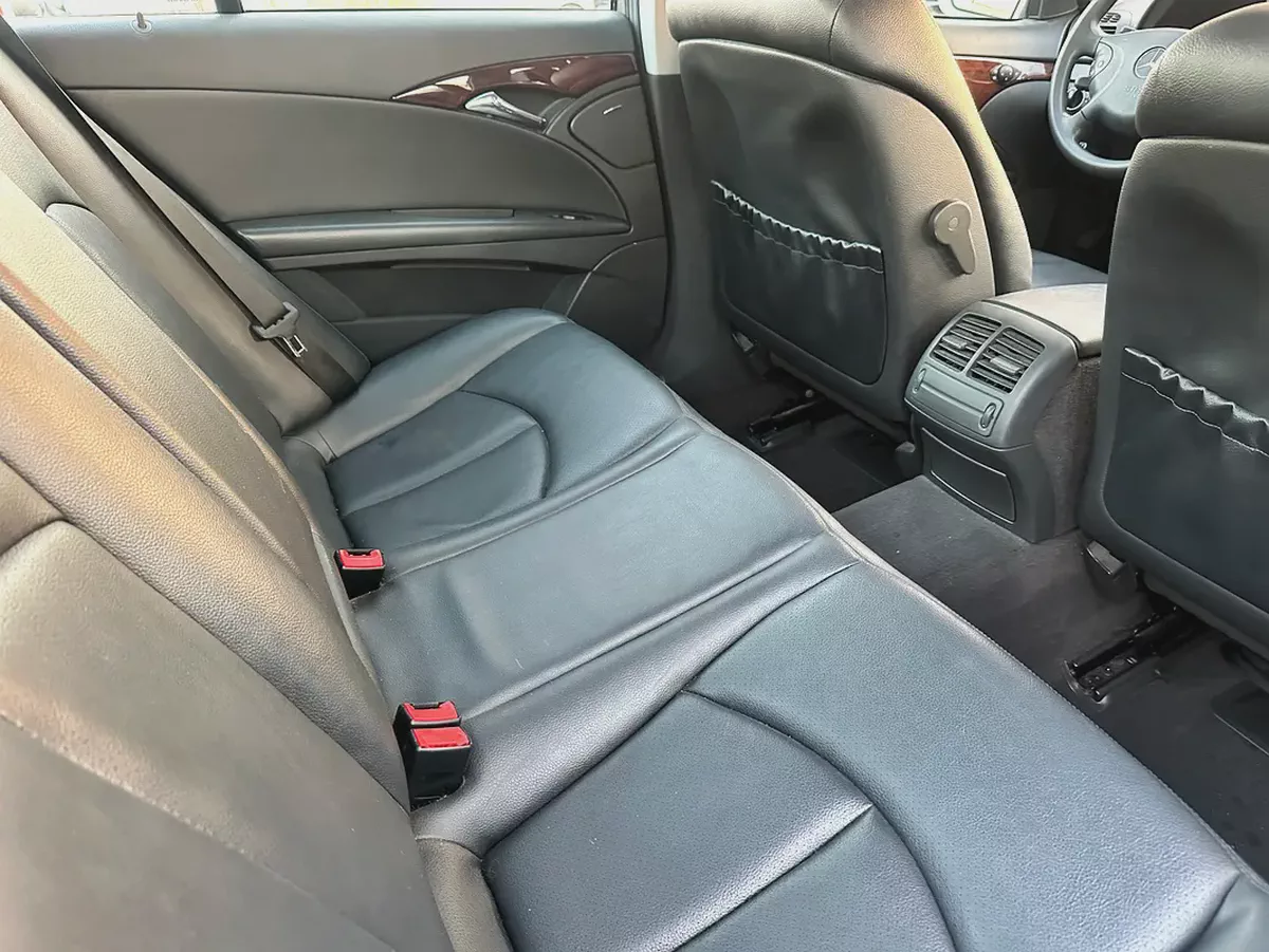 M BENZ E240 JAPAN IMPORTED 2005 SUNROOF PARKING CENSOR-19-19
