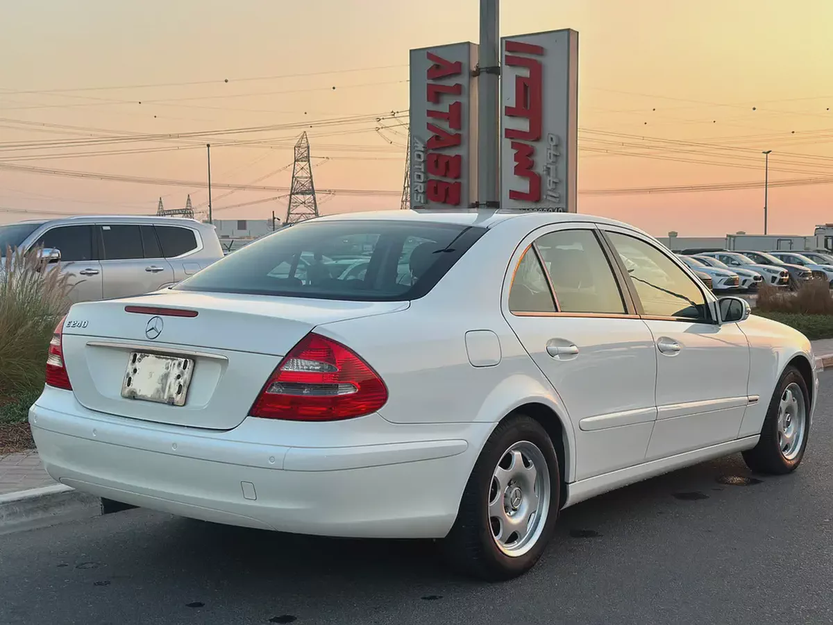 M BENZ E240 JAPAN IMPORTED 2005 SUNROOF PARKING CENSOR-2-2