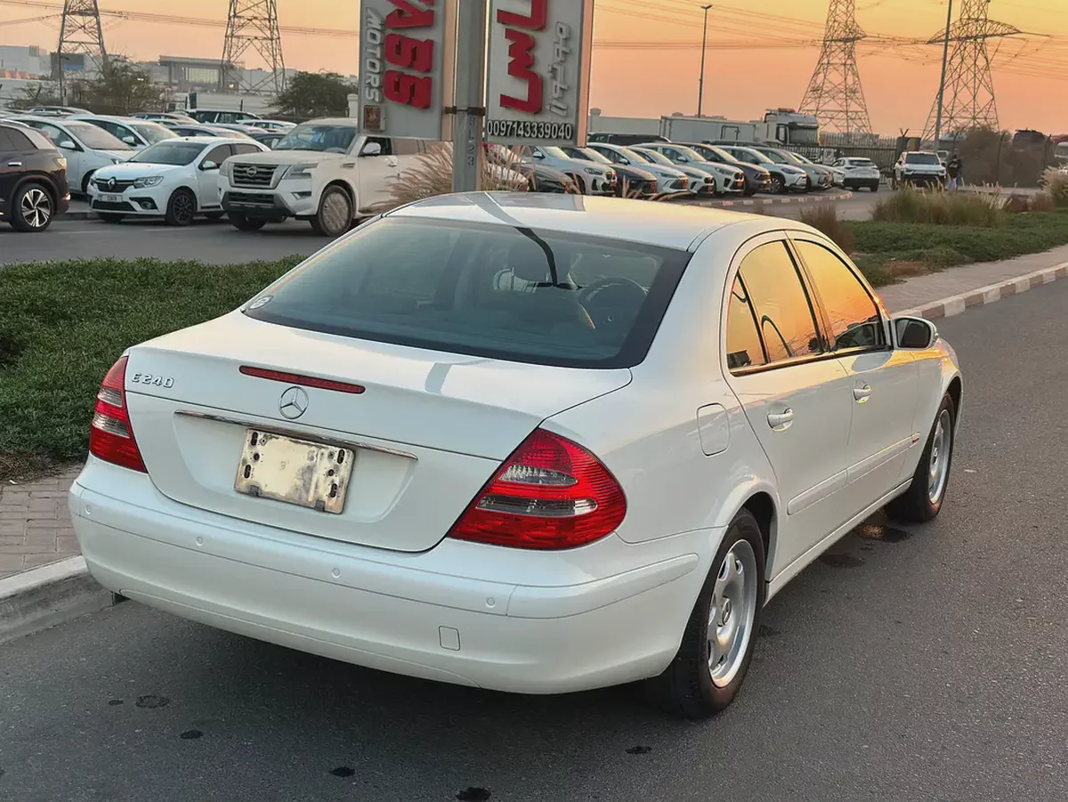 M BENZ E240 JAPAN IMPORTED 2005 SUNROOF PARKING CENSOR-6-6