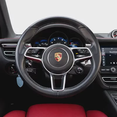 3,353 P.M • 0% Downpayment • Porsche Macan • Agency Warranty-6