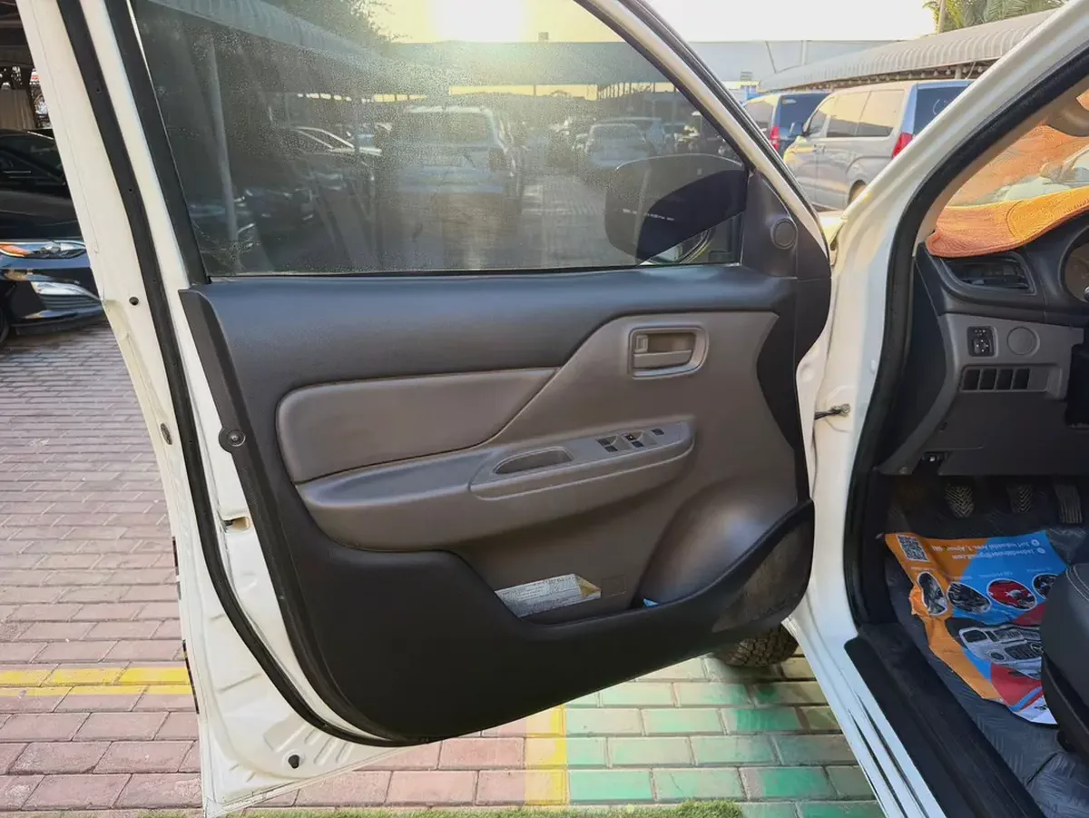 Mitsubishi L200 2016 4X4 GCC Specs-9-9