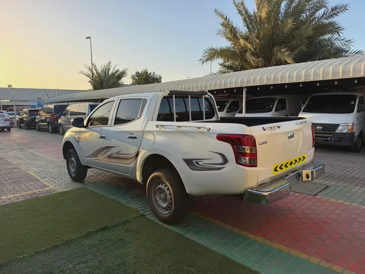 Mitsubishi L200 2016 4X4 GCC Specs-4-4