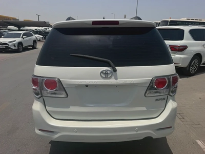 Toyota Fortuner 2013 GXR GCC Specs-7