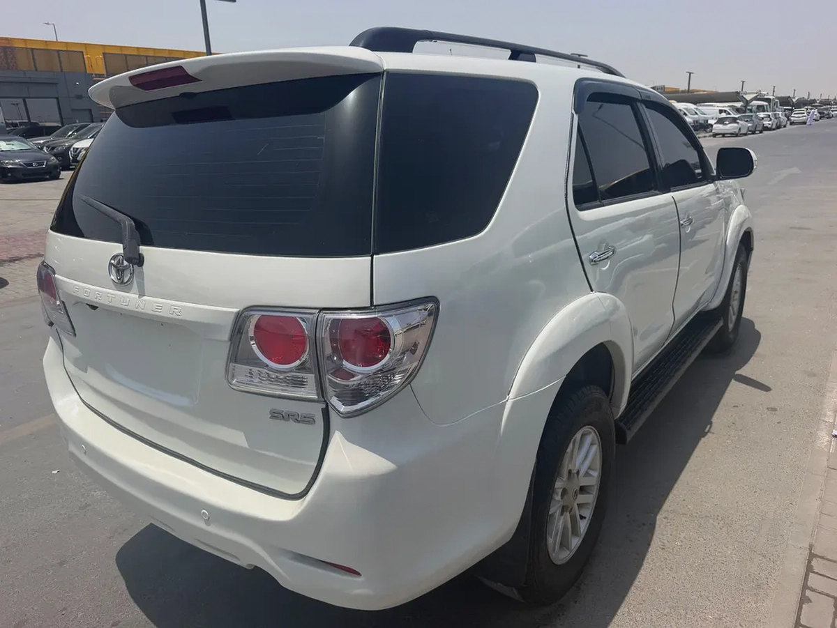 Toyota Fortuner 2013 GXR GCC Specs-10-10