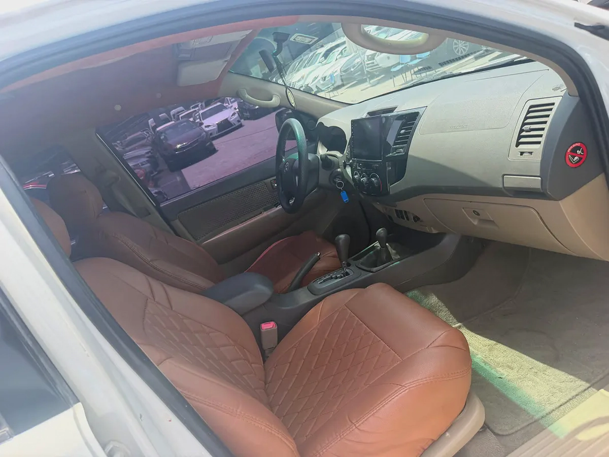 Toyota Fortuner 2013 GXR GCC Specs-8-8