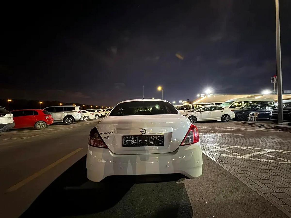 2023 Nissan Sunny SE - GCC Specs - Excellent Condition-5-5