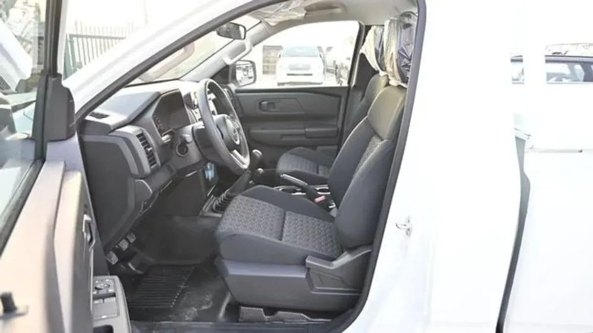 Mitsubishi L200 GL L200 SC MT 2.4 Diesel 2026-10-0