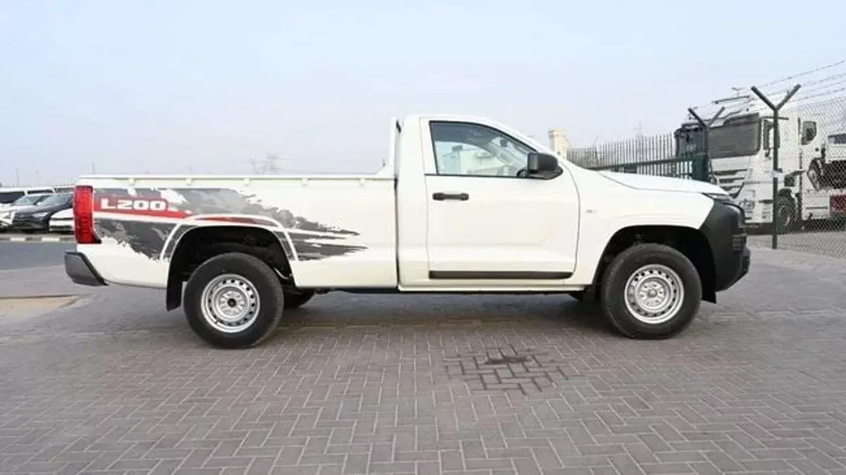 Mitsubishi L200 GL L200 SC MT 2.4 Diesel 2026-3-0