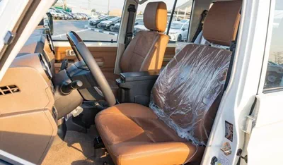 Toyota Land Cruiser 70 LC76 LX LX LC 76 2.8 DIESEL  AT-8