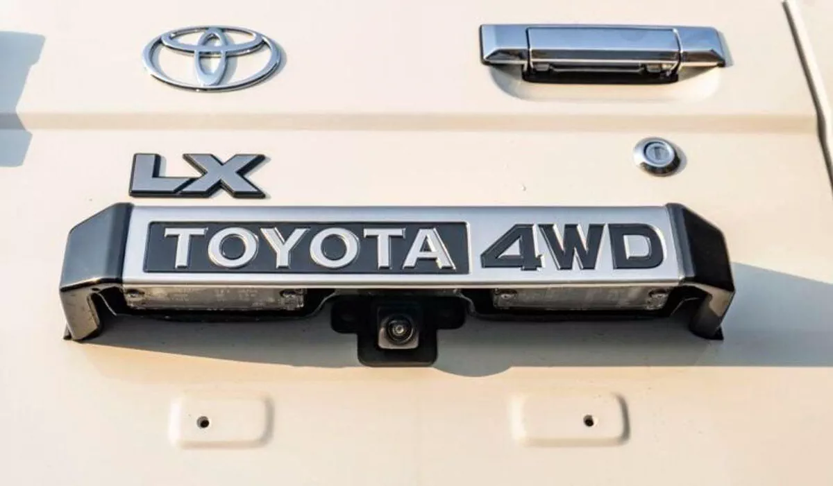 Toyota Land Cruiser 70 LC76 LX LX LC 76 2.8 DIESEL  AT-18-0