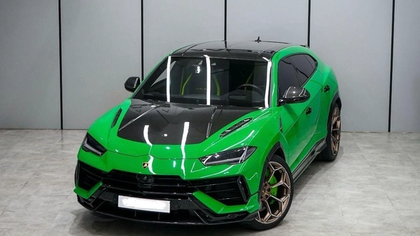 Lamborghini Urus 4.0T V8 Performante