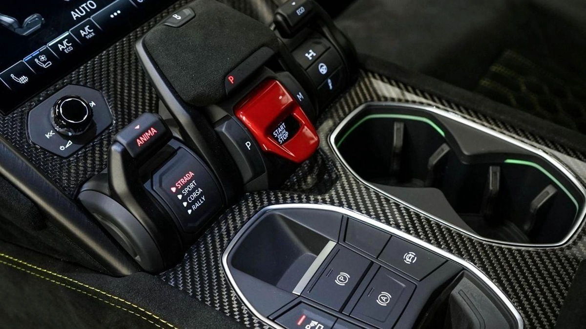 Lamborghini Urus 4.0T V8 Performante-8-8
