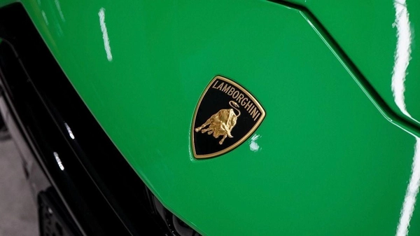 Lamborghini Urus 4.0T V8 Performante