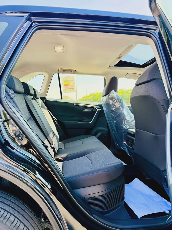 Toyota RAV4 2.5L Hybrid 2025 GCC 0 KM