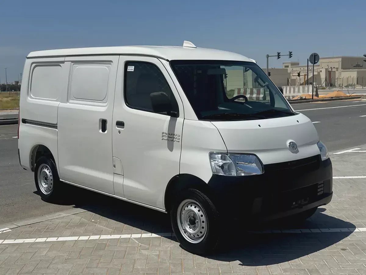 Toyota Lite Ace 2024 (1.5L Full Automatic) Van petrol,