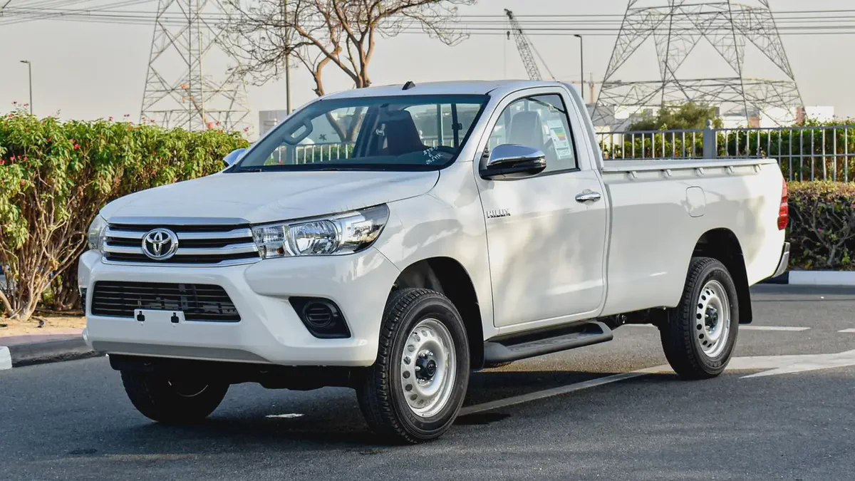 Toyota Hilux Single Cab GL 2026 GCC Specs-2-2