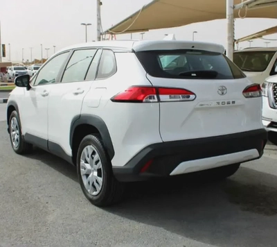 Toyota Corolla Cross GLI 2024 GCC Specs-2