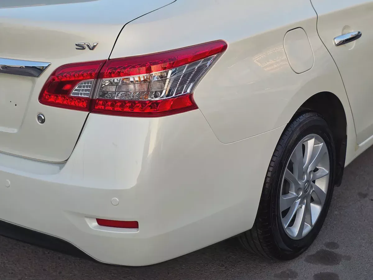 2018 Nissan Sentra SV - GCC Specs - Excellent Condition-11-11