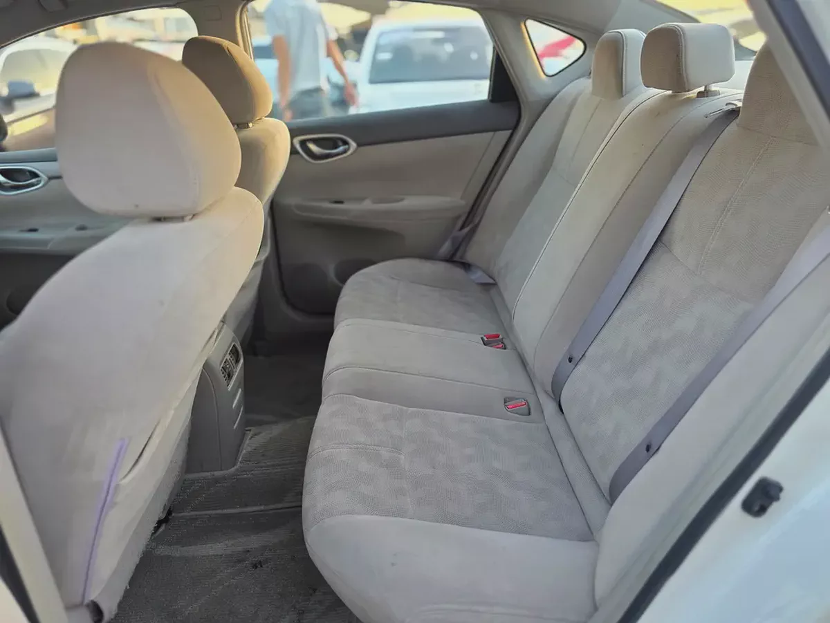 2018 Nissan Sentra SV - GCC Specs - Excellent Condition-12-12