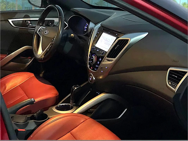HYUNDAI | VELOSTER | GLS | 1.6L |2016 |GCC | EXCELLENT CONDITION