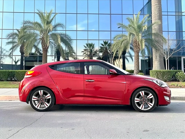 HYUNDAI | VELOSTER | GLS | 1.6L |2016 |GCC | EXCELLENT CONDITION