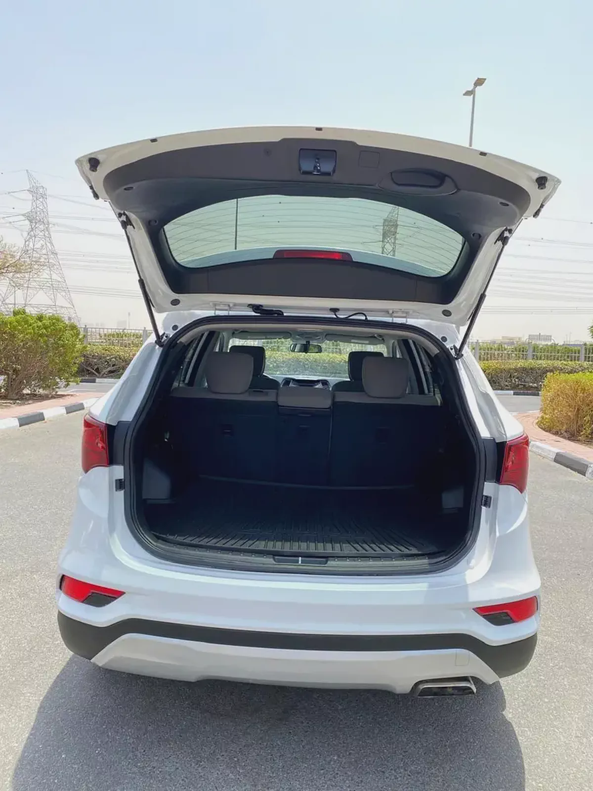 Well Maintained 2017 Hyundai Santa Fe Sport - American Specs-7-7