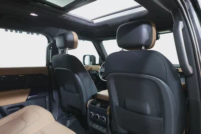 Land Rover Defender 110 V8 Edition P525 2025 - GCC Specs-18