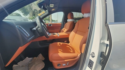 Li Auto L6 Max (White)-15