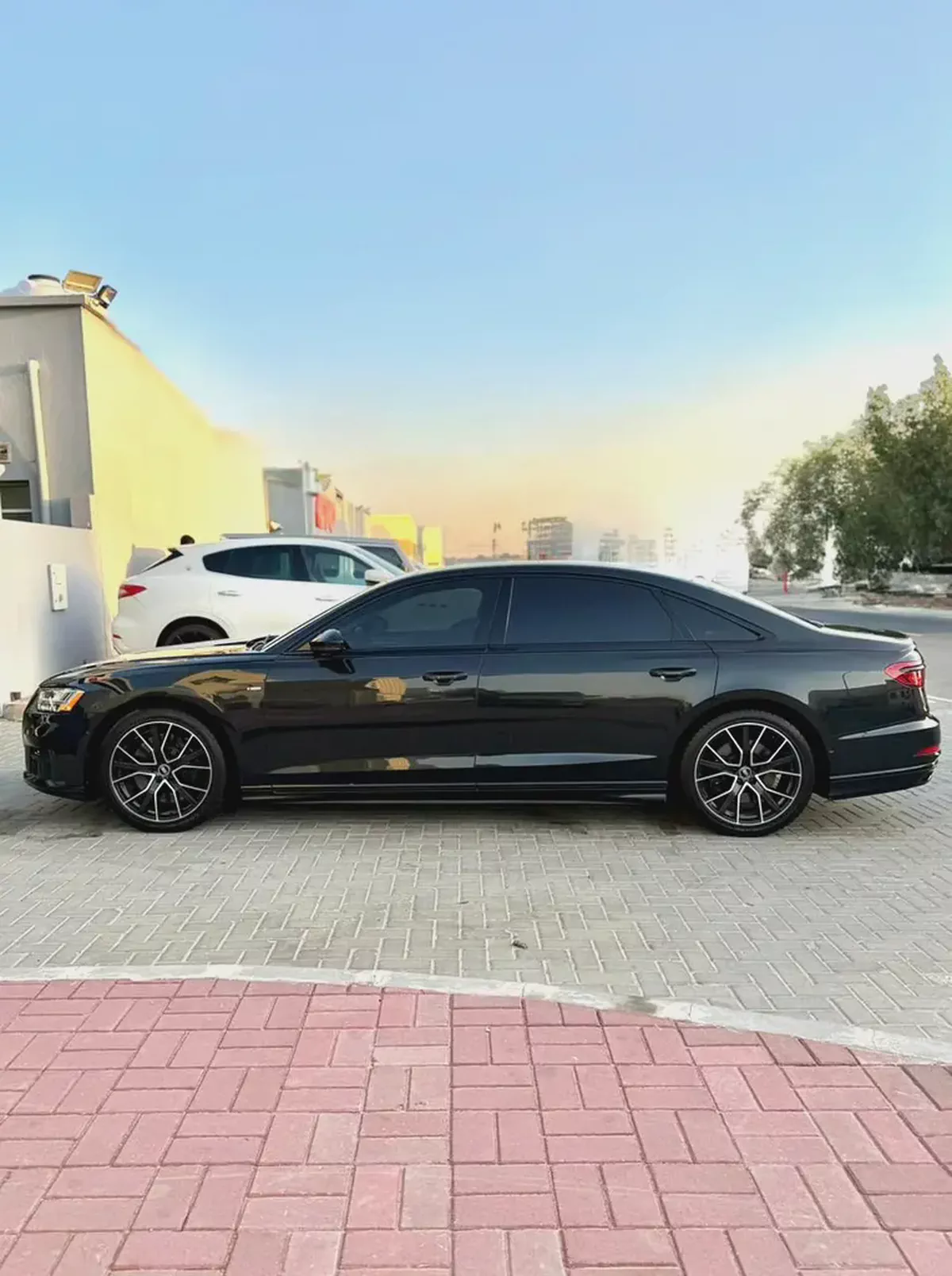 2021 Audi A8L Quattro - American Specs - Low Mileage Luxury Sedan-4-4
